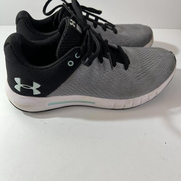 Under Armour Micro G Pursuit Gray Sneakers Size 6 Model 3000101-103 - Picture 3 of 9